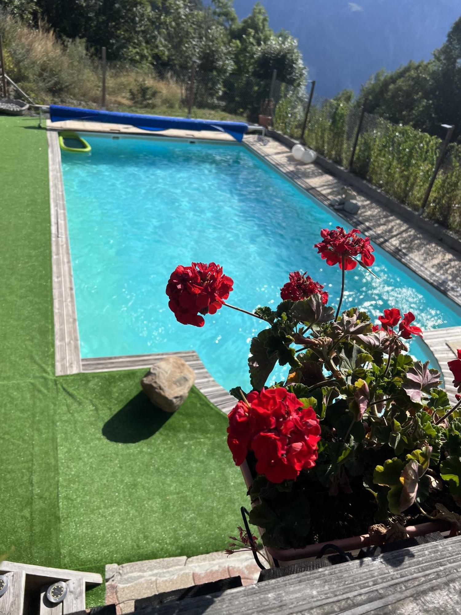 Hotel La Foret De Maronne La Garde (Isere)