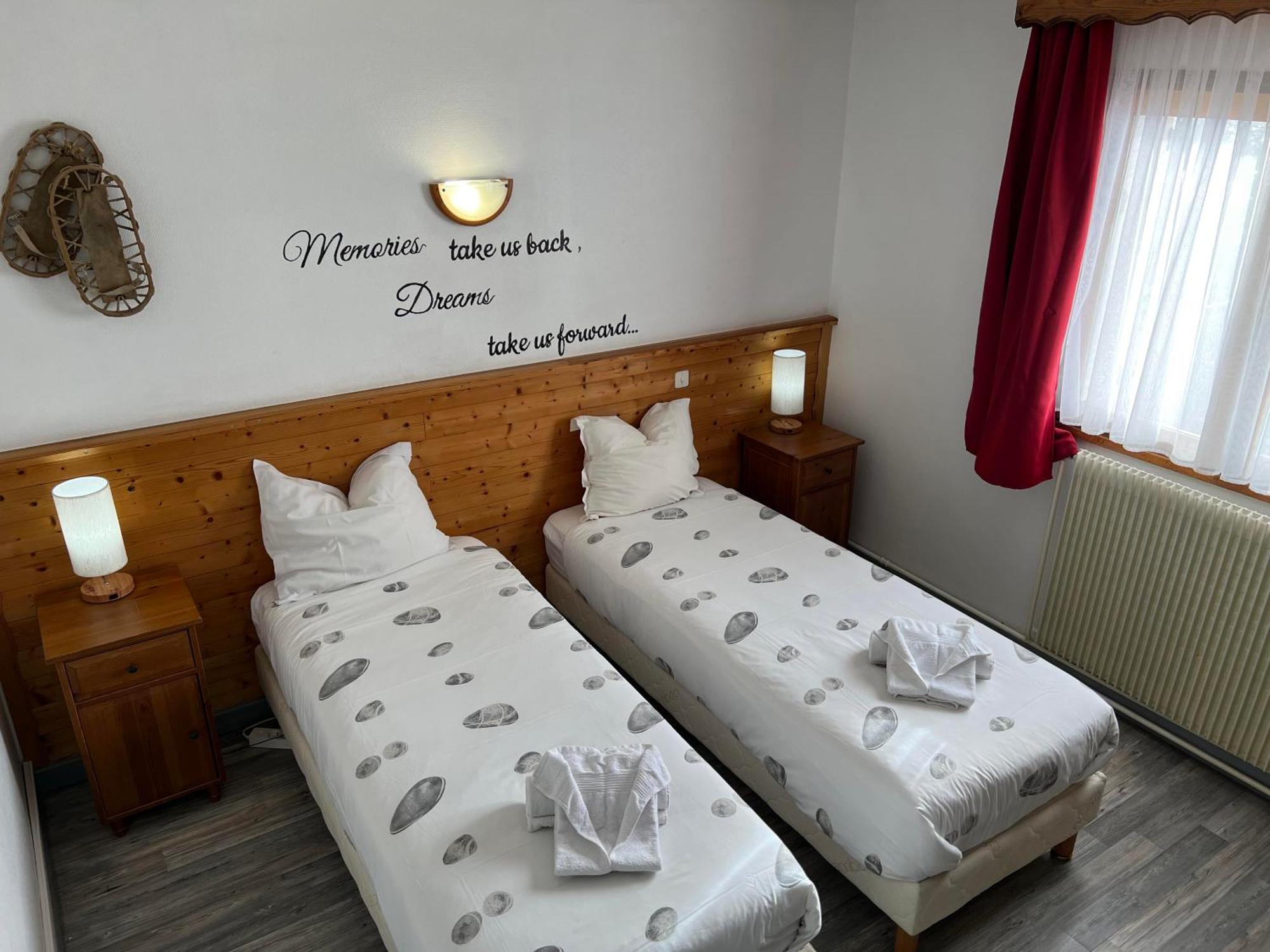 Hotel La Foret De Maronne La Garde (Isere)